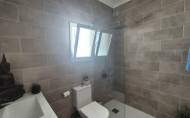 Herverkoop - Semi Detached -
San Miguel de Salinas - Inland