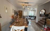 Herverkoop - Bungalow -
Torrevieja - Zona Los Frutales