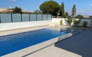 Herverkoop - Villa -
Torrevieja - Los Balcones