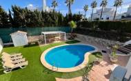 Revente - Villa -
Villamartin - Costa Blanca