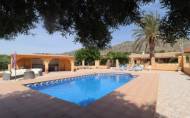 Herverkoop - Country House -
Hondón de las Nieves - LA CANALOSA