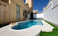 Herverkoop - Villa -
Orihuela Costa - Costa Blanca