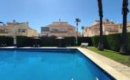 Herverkoop - Town House -
Playa Flamenca - Costa Blanca