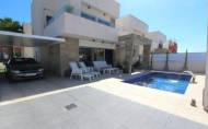 Herverkoop - Villa -
Villamartin - El Galan