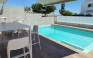 Resale - Villa -
San Miguel de Salinas - Inland