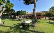 Herverkoop - Villa -
Orihuela Costa - Campoamor