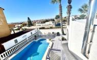 Revente - Villa -
Villamartin - Costa Blanca