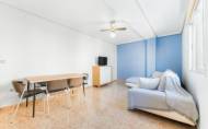 Herverkoop - Apartamento -
Torrevieja - Centro
