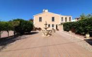 Herverkoop - Country House -
Albatera - Albatera - Country