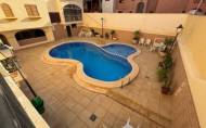 Revente - Apartment -
Torrevieja - Los Frutales