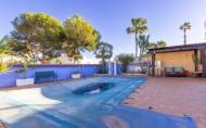 Herverkoop - Villa -
Torrevieja - Los Balcones