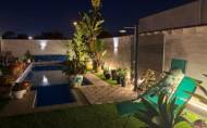 Herverkoop - Villa -
Torrevieja - La Siesta - El Salado - Torreta