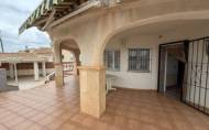 Herverkoop - Villa -
Playa Flamenca - Costa Blanca