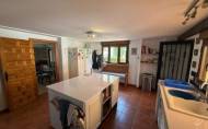 Herverkoop - Finca/Rustic Property -
Castalla