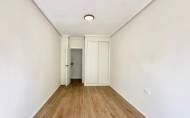 Revente - Apartment -
Torrevieja - Centro