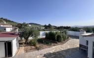Herverkoop - Finca -
Algarinejo - Inland